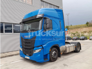 Тягач IVECO S-WAY