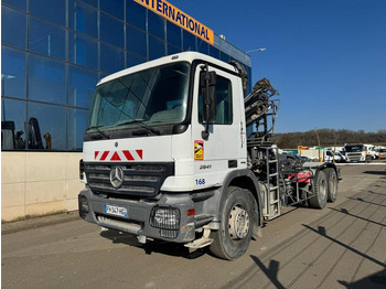 Крюковой мультилифт MERCEDES-BENZ Actros 2641