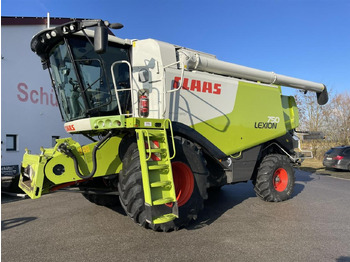 Зерноуборочный комбайн CLAAS Lexion 750