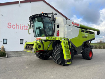 Зерноуборочный комбайн CLAAS Lexion 750