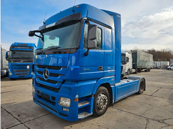 Тягач MERCEDES-BENZ Actros 1844