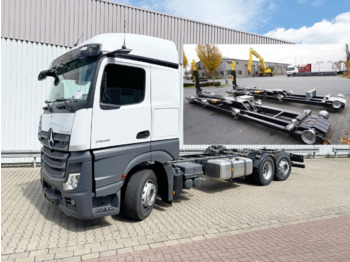 Крюковой мультилифт MERCEDES-BENZ Actros 2548