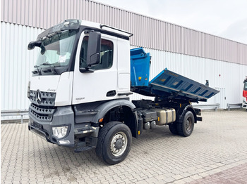 Самосвал MERCEDES-BENZ Arocs 1833