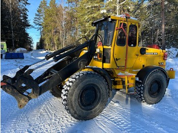 Колёсный погрузчик VOLVO 4300