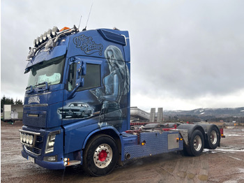 Грузовик-шасси VOLVO FH16