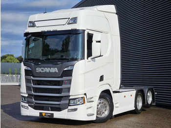 Тягач SCANIA R