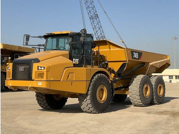 Сочленённый самосвал CATERPILLAR 745