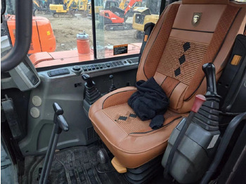 Гусеничный экскаватор DOOSAN DX60-9C