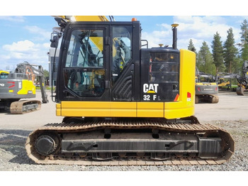 Гусеничный экскаватор CAT 325FLCR PYÖRITTÄJÄLLLÄ: фото 2