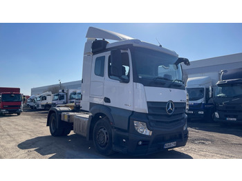 Тягач MERCEDES-BENZ Actros 1845