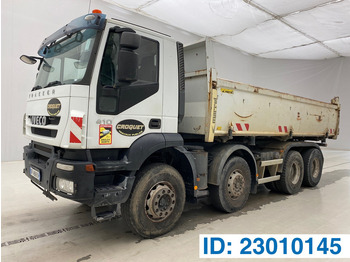 Самосвал IVECO Trakker