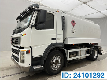 Грузовик-цистерна VOLVO FM9 260