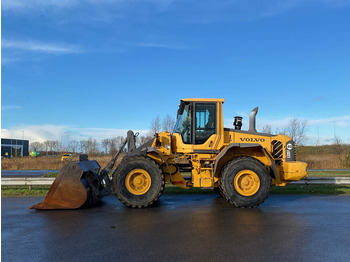 Колёсный погрузчик VOLVO L120F