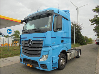 Тягач MERCEDES-BENZ Actros 1842