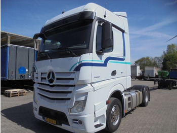 Тягач MERCEDES-BENZ Actros 1842