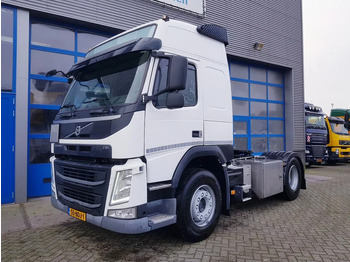 Тягач VOLVO FM 380