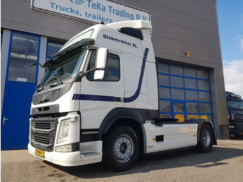 Тягач VOLVO FM 420