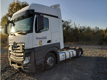 Тягач MERCEDES-BENZ Actros 1845