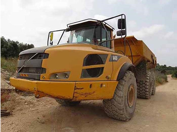 Сочленённый самосвал VOLVO A40F