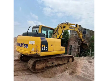 Гусеничный экскаватор KOMATSU PC130-7