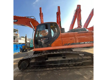 Low price hours Used Machinery Doosan300 dx300lc Hydraulic Crawler Backhoe Digger 30ton Used Excavator Doosan DX300LC лизинг low price hours Used Machinery Doosan300 dx300lc Hydraulic Crawler Backhoe Digger 30ton Used Excavator Doosan DX300LC: фото 2