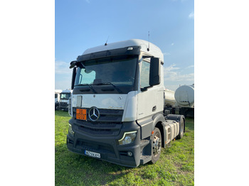 Тягач MERCEDES-BENZ Actros 1846