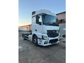 Тягач MERCEDES-BENZ Actros 1845