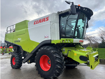 Зерноуборочный комбайн CLAAS Lexion 750