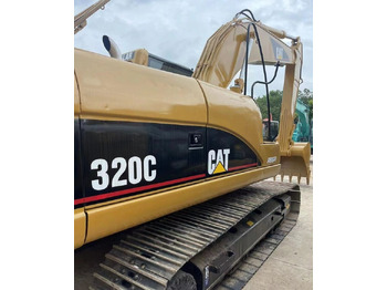 Гусеничный экскаватор CATERPILLAR 320C