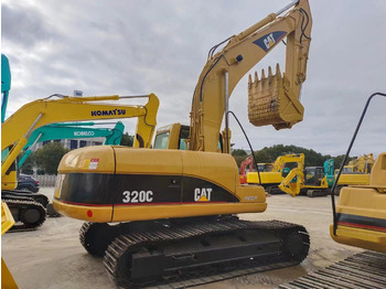 Гусеничный экскаватор CATERPILLAR 320C