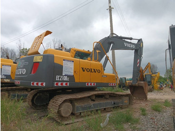 Гусеничный экскаватор VOLVO EC210BLC