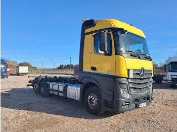 Грузовик-контейнеровоз/ Сменный кузов MERCEDES-BENZ Actros