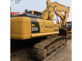 Гусеничный экскаватор KOMATSU PC220-8