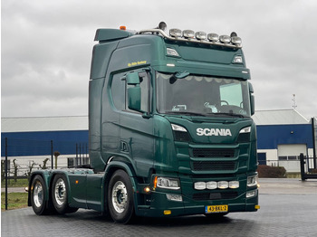 Тягач SCANIA R 450