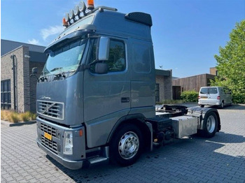 Тягач VOLVO FH12 380