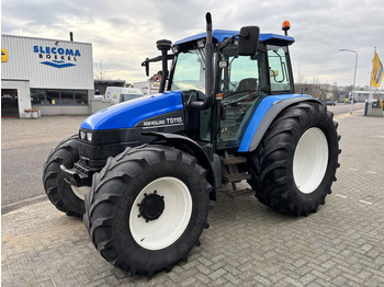 Трактор NEW HOLLAND TS