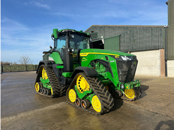 Трактор JOHN DEERE