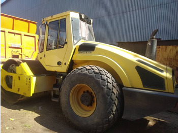 Компактор BOMAG BW213DH-4