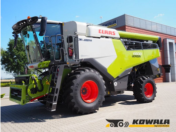 Зерноуборочный комбайн CLAAS Lexion 660