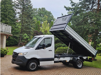 Малотоннажный самосвал MERCEDES-BENZ Sprinter 519