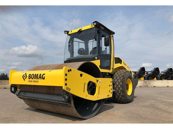 Компактор BOMAG