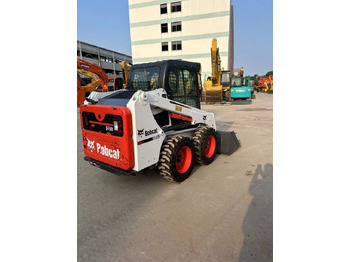 Мини-погрузчик с бортовым поворотом BOBCAT S450