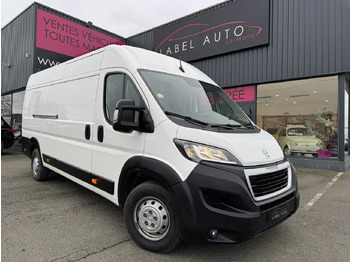 Цельнометаллический фургон PEUGEOT Boxer