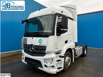 Тягач MERCEDES-BENZ Actros 1843