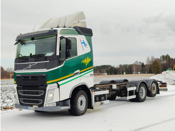 Грузовик-шасси VOLVO FH13