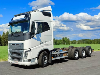 Грузовик-шасси VOLVO FH16