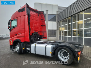 Тягач Volvo FH 460 4X2 Globetrotter 2x Tanks: фото 3