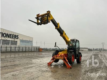 Телескопический погрузчик JCB