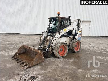 Мини-погрузчик с бортовым поворотом BOBCAT S300