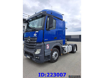 Тягач MERCEDES-BENZ Actros 1843